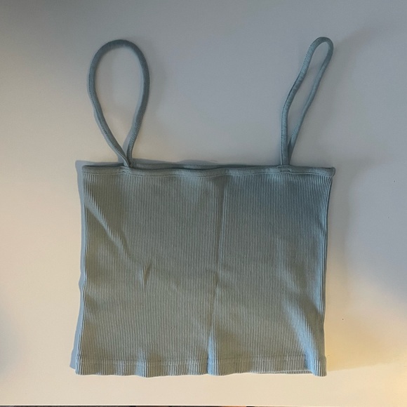 Brandy Melville Crop Top - Picture 2 of 2